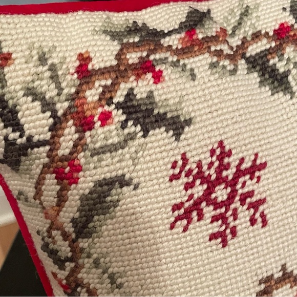 100% Wool Handmade Needle Point snowman Pillow Christmas 13x13” - Picture 3 of 8